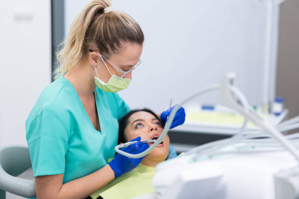 Best Walk-In Emergency Dentist in Central Gardens, TX